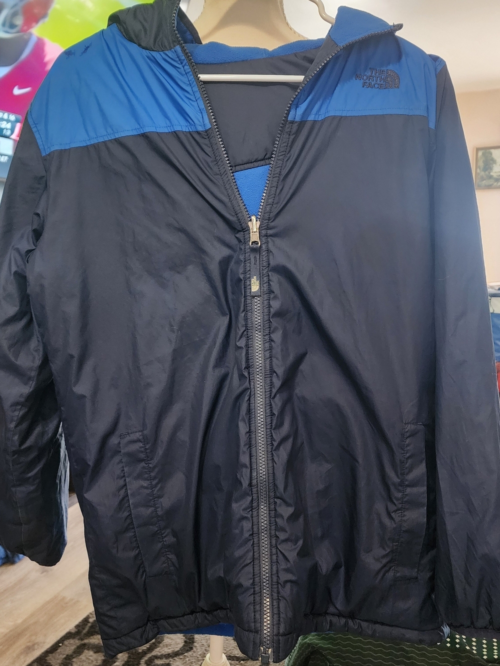 The North Face Kids Navy and Royal Blue Hooded Puffer Jacket Reversible Sz XL